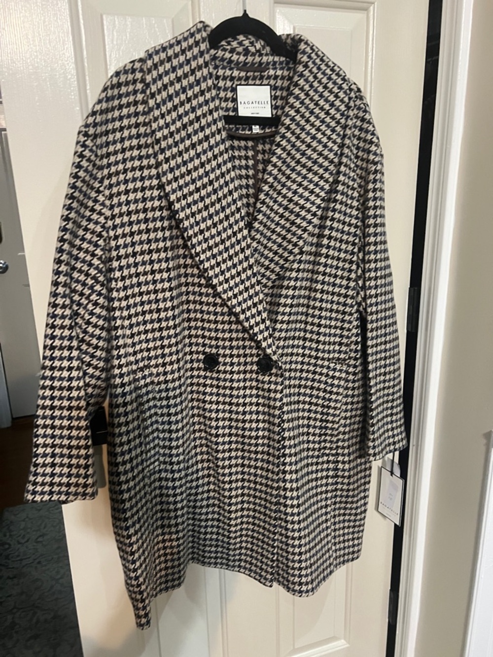 bagatelle Black and White Houndstooth Double-Breasted Pea Coat